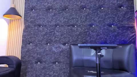 tommy_bigcock19 online show from 9, 11, 2025