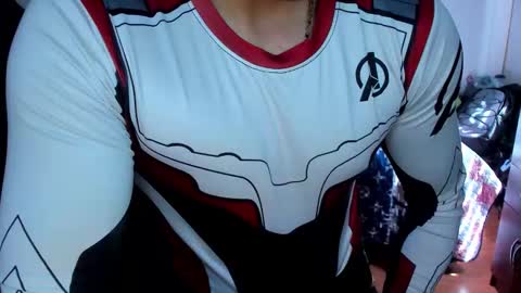 Twitter BreddTommy IG tommy bredd online show from 11, 10, 2025