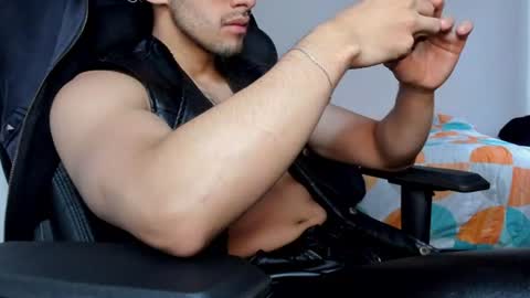 Twitter BreddTommy IG tommy bredd online show from 11, 7, 2026
