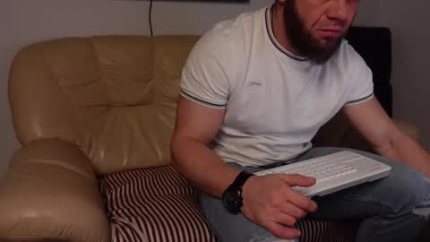 Snapshot of tommy_burnzzz chatting on 20, 12, 2024 tommy burnzzz online show from 20, 12, 2024