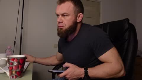 Snapshot of tommy_burnzzz chatting on 16, 1, 2025 tommy burnzzz online show from 16, 1, 2025