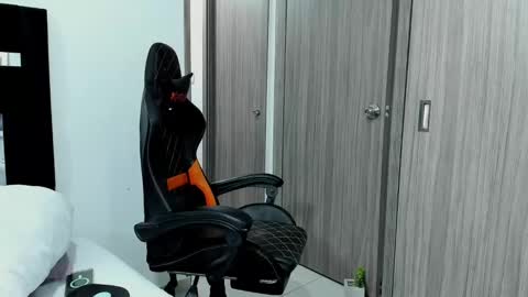   online show from 13, 2, 2025