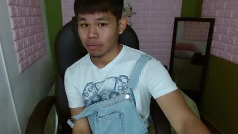 Snapshot of tommy_cherry chatting on 14, 9, 2025 Tommy online show from 14, 9, 2025