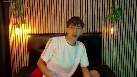 Tommy  online show from 31, 3, 2026