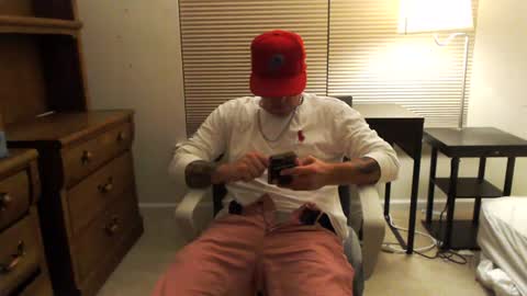 Snapshot of tommy_knuckles chatting on 9, 8, 2026 Tommy online show from 9, 8, 2026