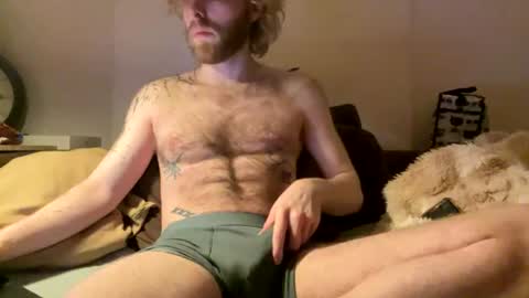 Snapshot of tommyg6420 chatting on 16, 6, 2026 First Show ever 3 online show from 16, 6, 2026