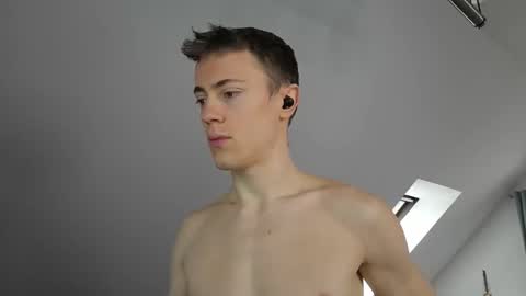 tomtimon11 online show from 3, 11, 2025