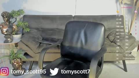 tomy_scott6 online show from 25, 5, 2026