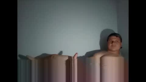 tonny54880 online show from 9, 9, 2025