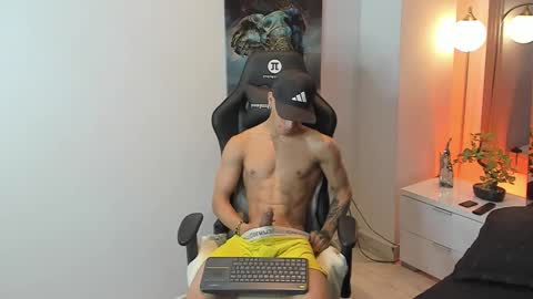 tony_petrov online show from 7, 10, 2025