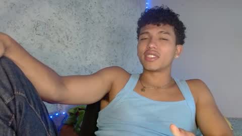 tonydesire_ online show from 18, 4, 2026