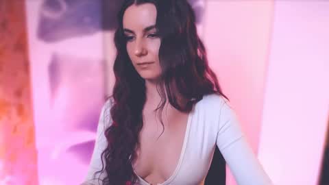 Elizabeth online show from 20, 2, 2025