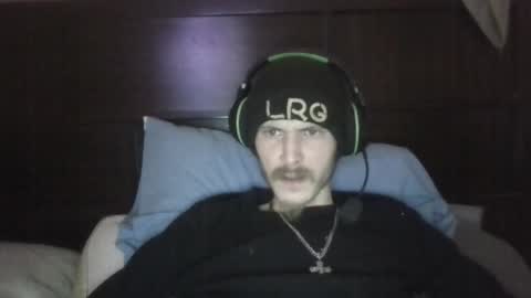 Snapshot of tootall803 chatting on 18, 1, 2025 TooTall803 online show from 18, 1, 2025