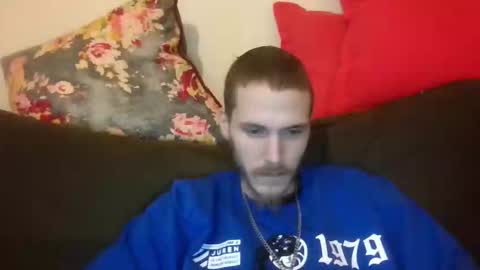 Snapshot of tootall803 chatting on 20, 10, 2025 TooTall803 online show from 20, 10, 2025