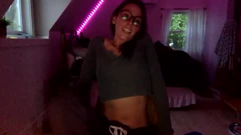 tootsiefoote001 online show from 9, 5, 2026