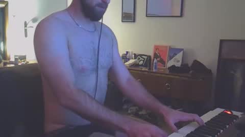 tootsybird online show from 9, 2, 2026