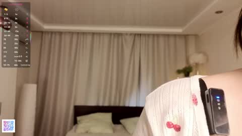 Snapshot of toshacress chatting on 8, 4, 2026 Kate online show from 8, 4, 2026