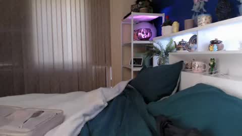 Snapshot of total_aussie_milfs chatting on 20, 5, 2026 Milly online show from 20, 5, 2026
