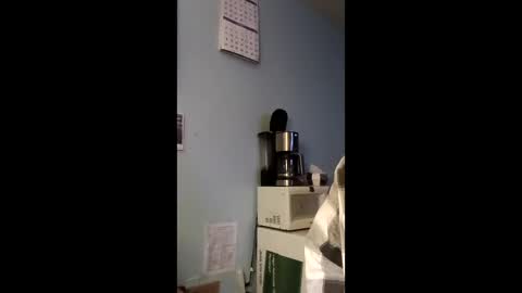 Snapshot of totallyawesome_65 chatting on 4, 12, 2025 totallyawesome_65 online show from 4, 12, 2025