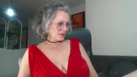 TotyPink online show from 8, 2, 2025