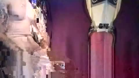 Snapshot of touchofclass90 chatting on 10, 1, 2025 touchofclass90 online show from 10, 1, 2025