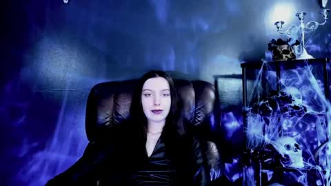 toxicdomme online show from 9, 4, 2026