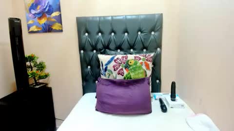 toxicfantasy4u online show from 16, 12, 2025