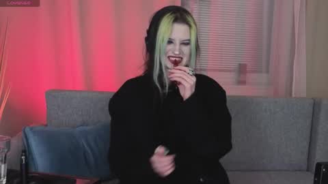 toxickittyy online show from 21, 3, 2026