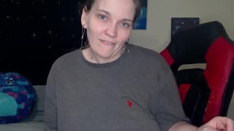 Snapshot of toxiclilly chatting on 10, 12, 2024 Lilly Miss Mistress Goddess Maam Queen Boss online show from 10, 12, 2024