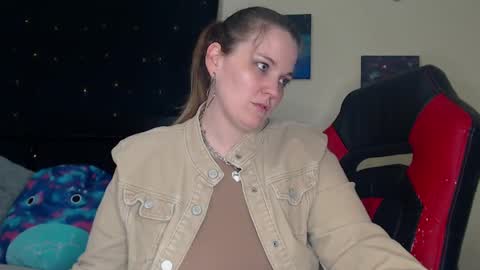 Snapshot of toxiclilly chatting on 21, 12, 2024 Lilly Miss Mistress Goddess Maam Queen Boss online show from 21, 12, 2024