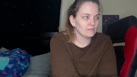 Snapshot of toxiclilly chatting on 15, 1, 2025 Lilly Miss Mistress Goddess Maam Queen Boss online show from 15, 1, 2025