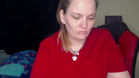 Snapshot of toxiclilly chatting on 26, 1, 2025 Lilly Miss Mistress Goddess Maam Queen Boss online show from 26, 1, 2025