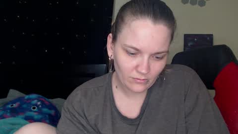 Snapshot of toxiclilly chatting on 10, 3, 2025 Lilly Miss Mistress Goddess Maam Queen Boss online show from 10, 3, 2025