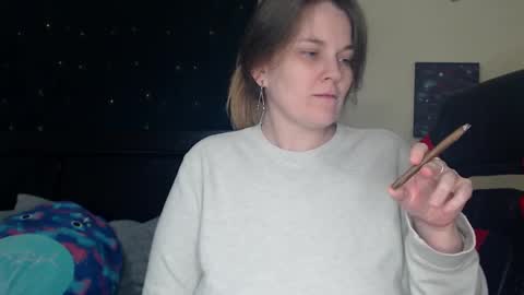 Snapshot of toxiclilly chatting on 11, 3, 2025 Lilly Miss Mistress Goddess Maam Queen Boss online show from 11, 3, 2025