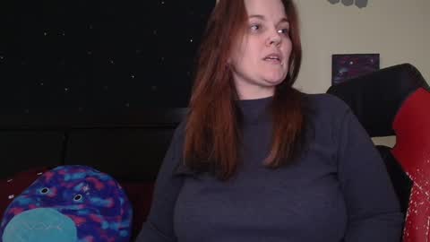 Snapshot of toxiclilly chatting on 17, 10, 2025 Lilly Miss Mistress Goddess Maam Queen Boss online show from 17, 10, 2025