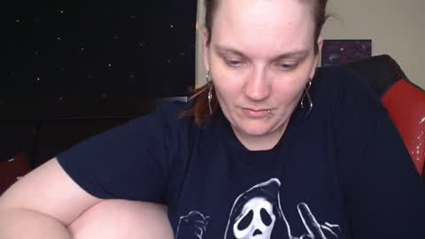 Snapshot of toxiclilly chatting on 31, 10, 2025 Lilly Miss Mistress Goddess Maam Queen Boss online show from 31, 10, 2025