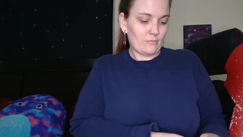 Snapshot of toxiclilly chatting on 6, 1, 2026 Lilly Miss Mistress Goddess Maam Queen Boss online show from 6, 1, 2026