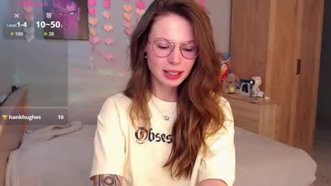 Snapshot of toxkiss chatting on 24, 9, 2025 toxkiss online show from 24, 9, 2025