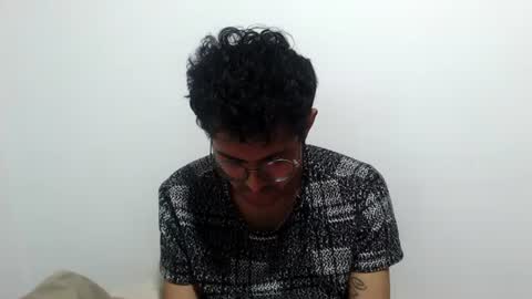 Snapshot of toy_sweet chatting on 16, 7, 2026 Xander online show from 16, 7, 2026