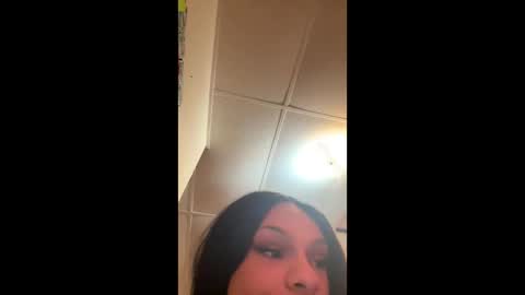 tracy227 online show from 25, 10, 2025