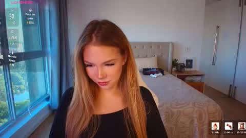 Snapshot of tracy_tay1or chatting on 28, 7, 2026 Tracy GMT2 Mon 3 AM - 4 PM Tue 3 AM - 4 PM Wed 3 AM - 4 PM Thur 3 AM - 4 PM Fri 3 AM - 4 PM online show from 28, 7, 2026