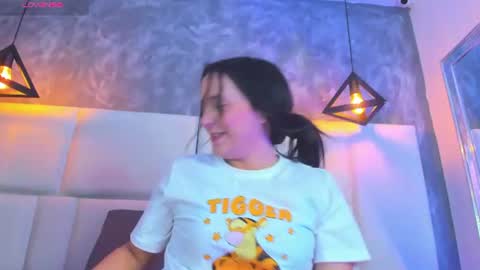 Snapshot of tracy_wright chatting on 5, 7, 2026 Tracy Wright online show from 5, 7, 2026