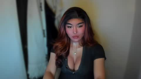 Snapshot of transnextdoor_ chatting on 5, 12, 2024 ALMIGHTY GODDESS VALENTINA online show from 5, 12, 2024