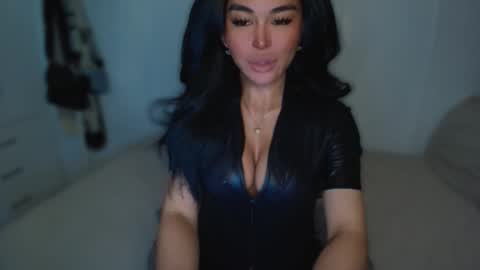 Snapshot of transnextdoor_ chatting on 1, 3, 2025 ALMIGHTY GODDESS VALENTINA online show from 1, 3, 2025