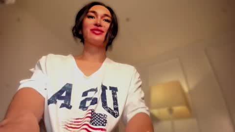 Snapshot of transnextdoor_ chatting on 19, 9, 2025 ALMIGHTY GODDESS VALENTINA online show from 19, 9, 2025