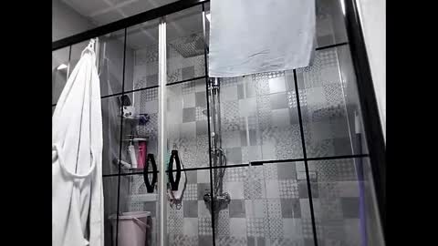 Snapshot of trapper727272 chatting on 7, 1, 2026 Big Head Cock online show from 7, 1, 2026