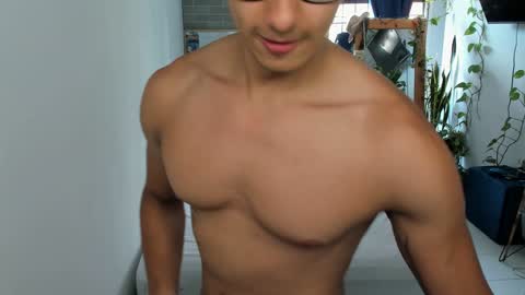 travis bakerr online show from 1, 2, 2025