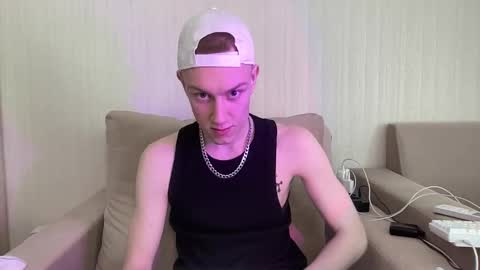 Travis online show from 9, 4, 2026