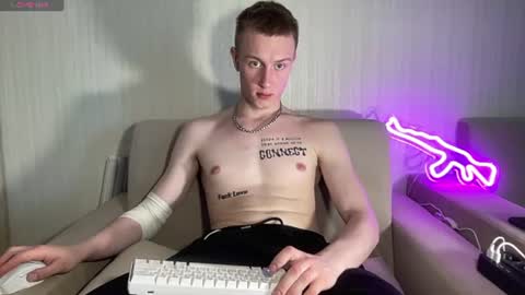 Travis online show from 15, 6, 2026