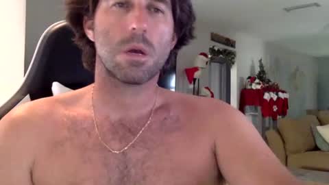 TravisKenn online show from 1, 12, 2025